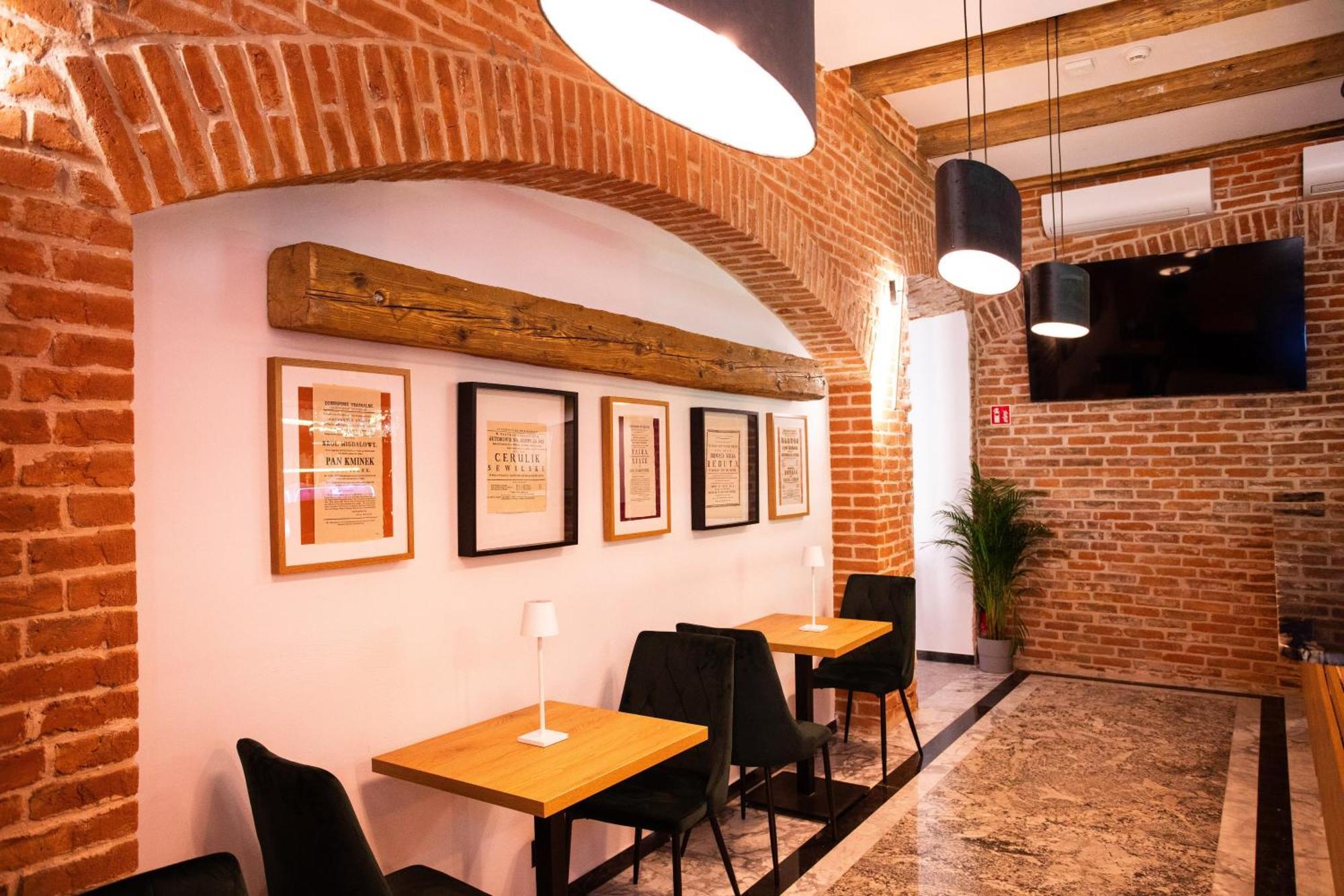 Hotel Teatr Krasków Εξωτερικό φωτογραφία